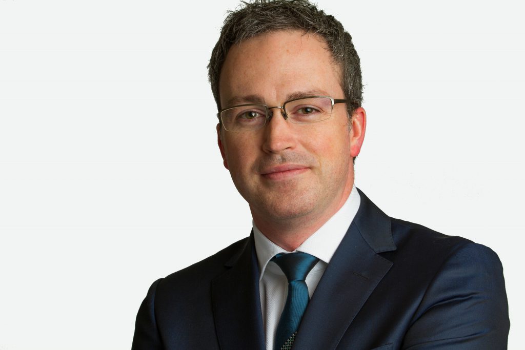 Plastic Surgeon Ottawa Ontario ON Dr S A Trefor Nodwell