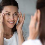 woman-with-puffy-eyes